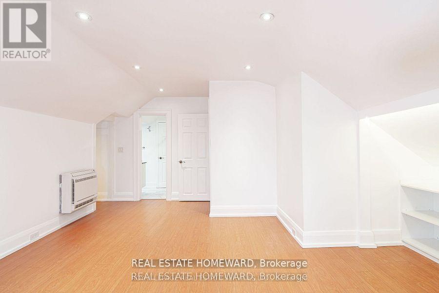 56 Oakwood Avenue, Toronto, Ontario  M6H 2V6 - Photo 29 - C13630008