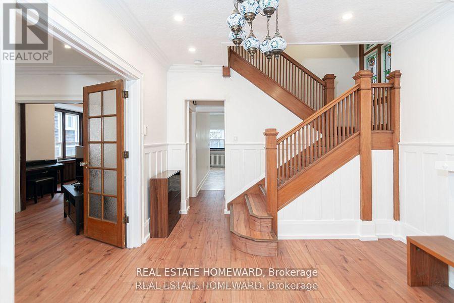 56 Oakwood Avenue, Toronto, Ontario  M6H 2V6 - Photo 3 - C13630008