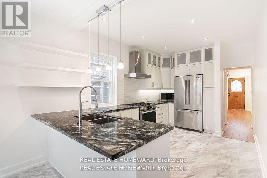 56 Oakwood Avenue, Toronto, Ontario  M6H 2V6 - Photo 6 - C13630008