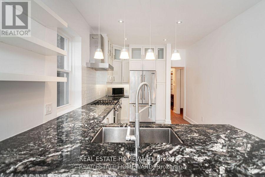 56 Oakwood Avenue, Toronto, Ontario  M6H 2V6 - Photo 7 - C13630008