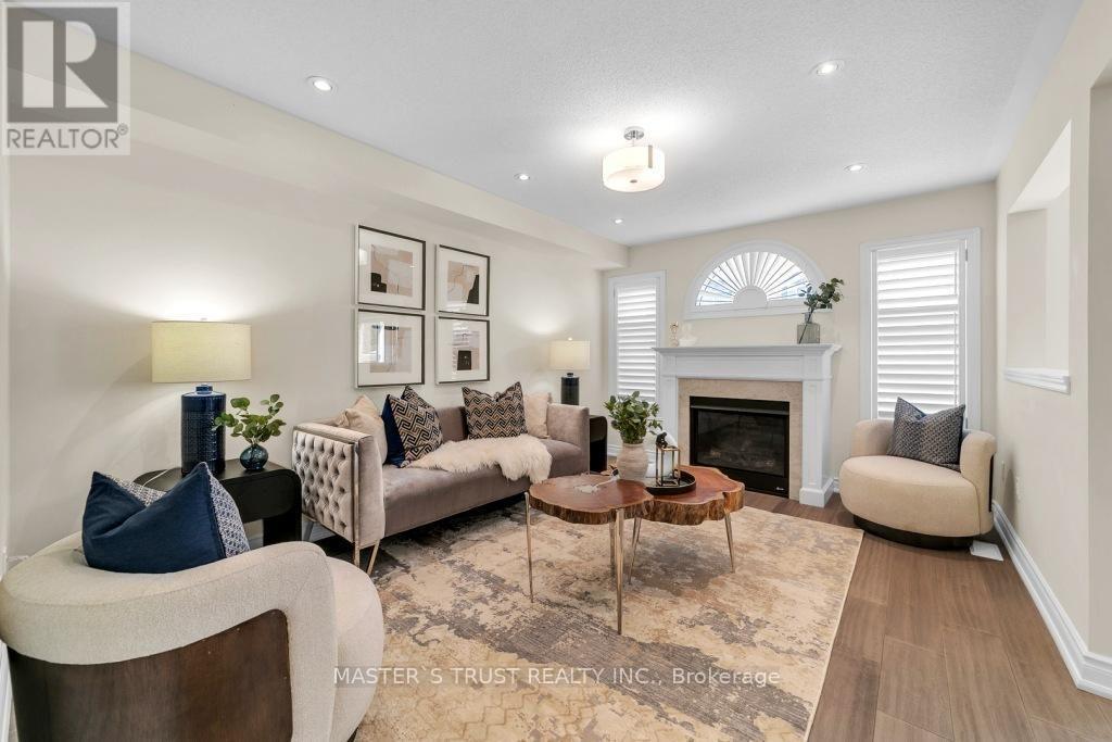 114 Herefordshire Crescent, East Gwillimbury, Ontario  L9N 0B4 - Photo 14 - N13630004