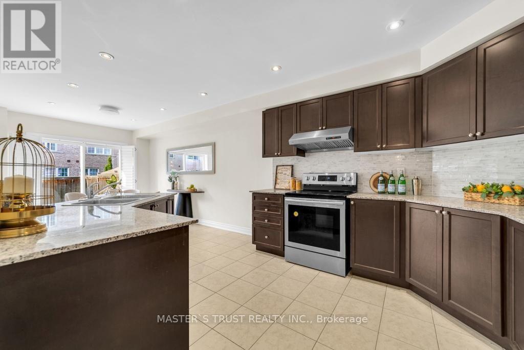 114 Herefordshire Crescent, East Gwillimbury, Ontario  L9N 0B4 - Photo 27 - N13630004
