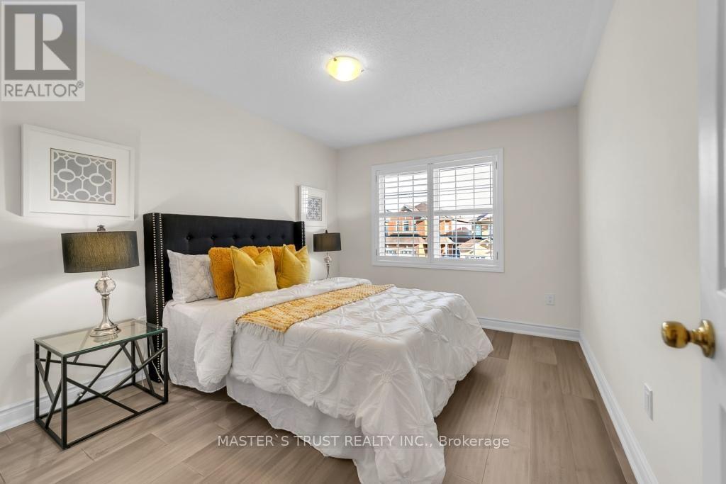 114 Herefordshire Crescent, East Gwillimbury, Ontario  L9N 0B4 - Photo 44 - N13630004