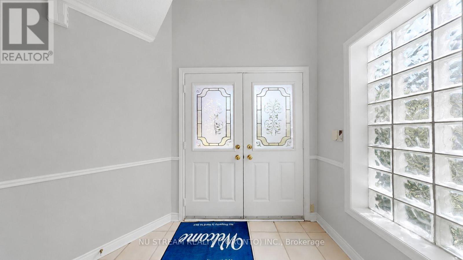 1337 Daniel Creek Road, Mississauga, Ontario  L5V 1V3 - Photo 3 - W13629998