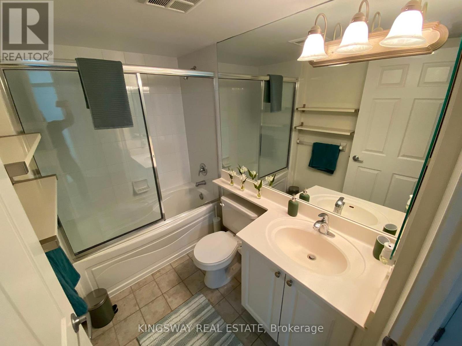 2730 - 3888 Duke Of York Boulevard, Mississauga, Ontario  L5B 4P5 - Photo 10 - W13630016