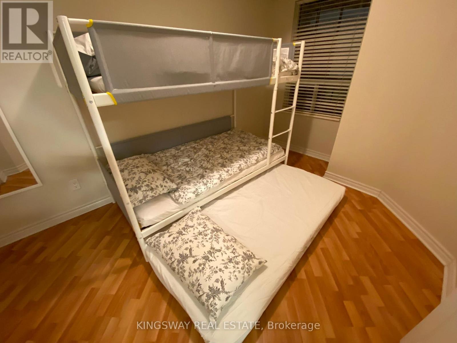 2730 - 3888 Duke Of York Boulevard, Mississauga, Ontario  L5B 4P5 - Photo 3 - W13630016