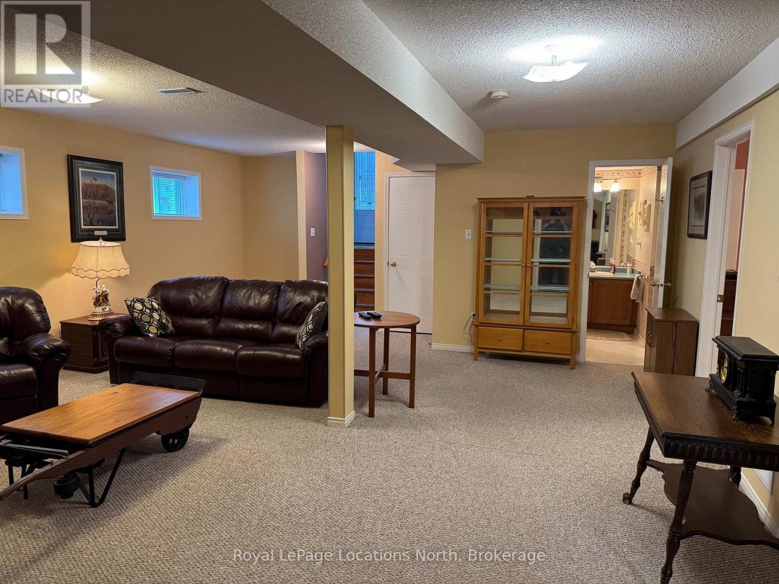 63 Glen Eton Road, Wasaga Beach, Ontario  L9Z 1E7 - Photo 30 - S13630026