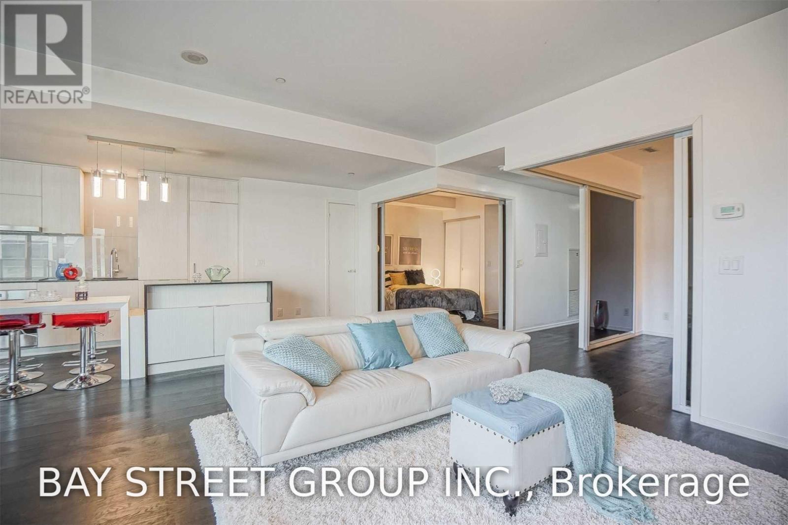 505 - 1 Bloor Street E, Toronto, Ontario  M4W 0A8 - Photo 4 - C13628016