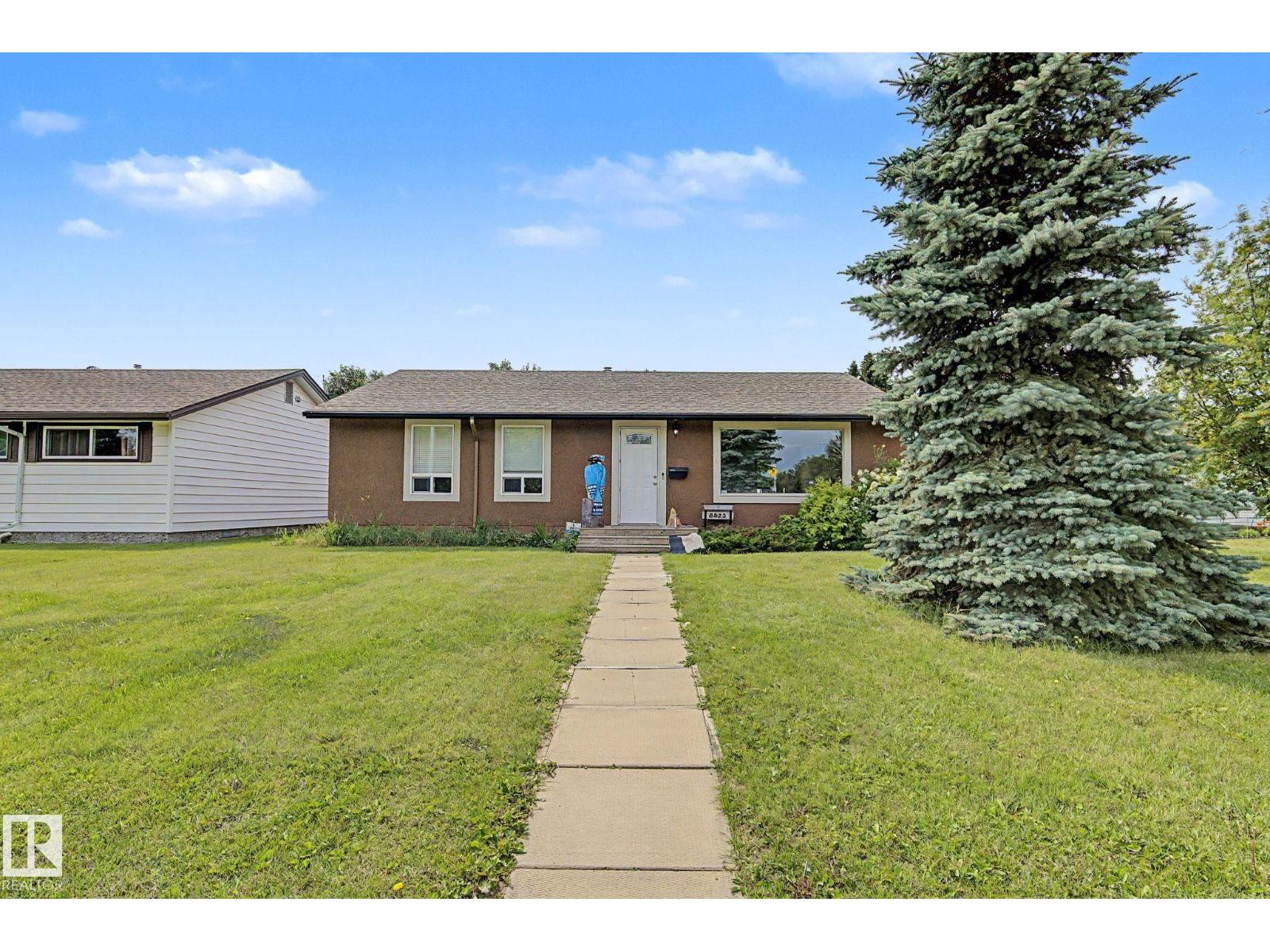 8823 130A AV NW NW, Edmonton, Alberta