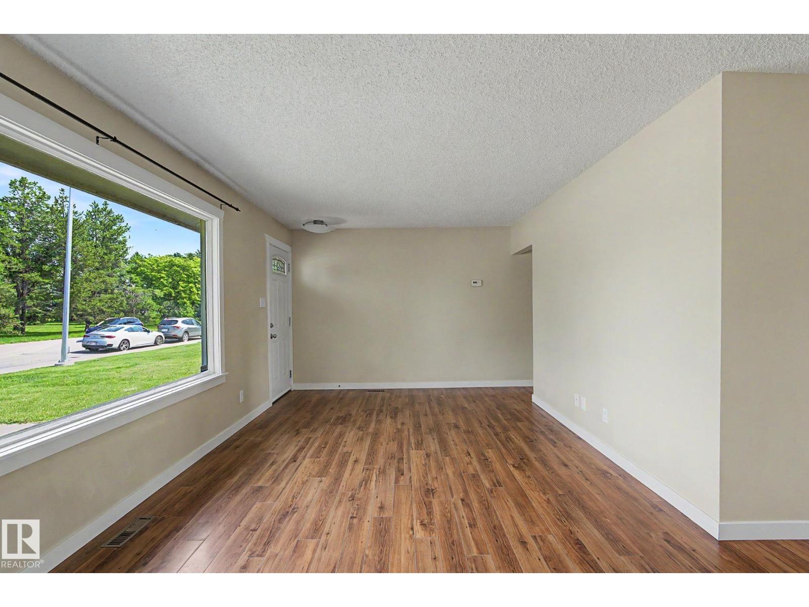 8823 130a Av NW NW, Edmonton, Alberta  T5E 0V7 - Photo 11 - E4501839
