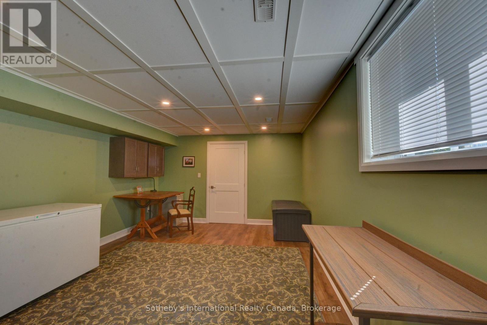 208 Snowberry Lane, Georgian Bluffs, Ontario  N0H 1S0 - Photo 34 - X13220002