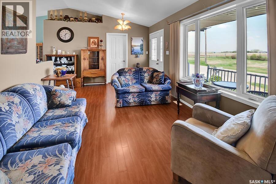 101 Waldbillig Court, Cudworth, Saskatchewan  S0K 1B0 - Photo 6 - SK037687