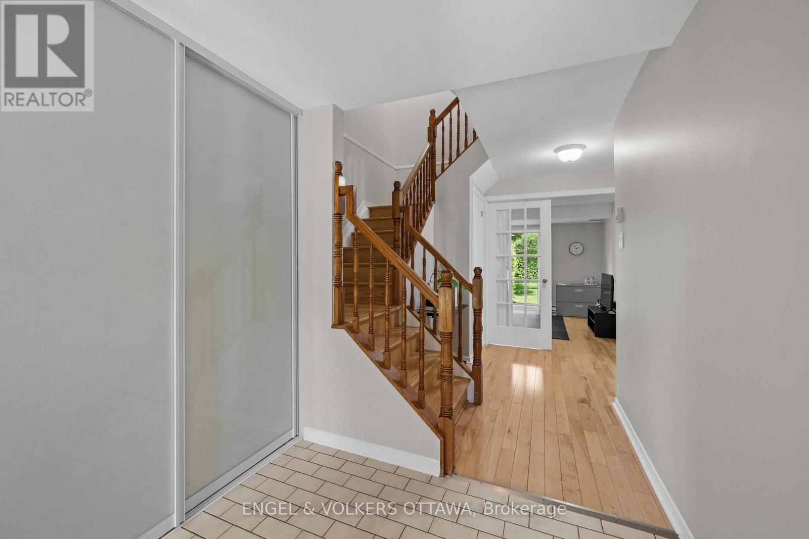 71 - 1831 Summerfields Crescent, Ottawa, Ontario  K1C 7B8 - Photo 4 - X13630068