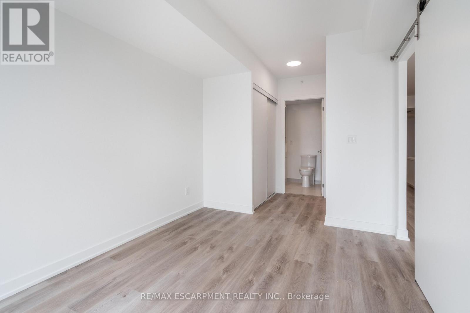 309 - 370 Martha Street, Burlington, Ontario  L7R 0G9 - Photo 19 - W13596752