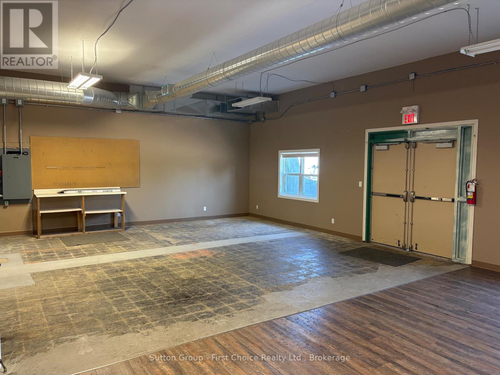 Unit 2 - 130 Huron Road, Perth South, Ontario  N0K 1X0 - Photo 11 - X13630052