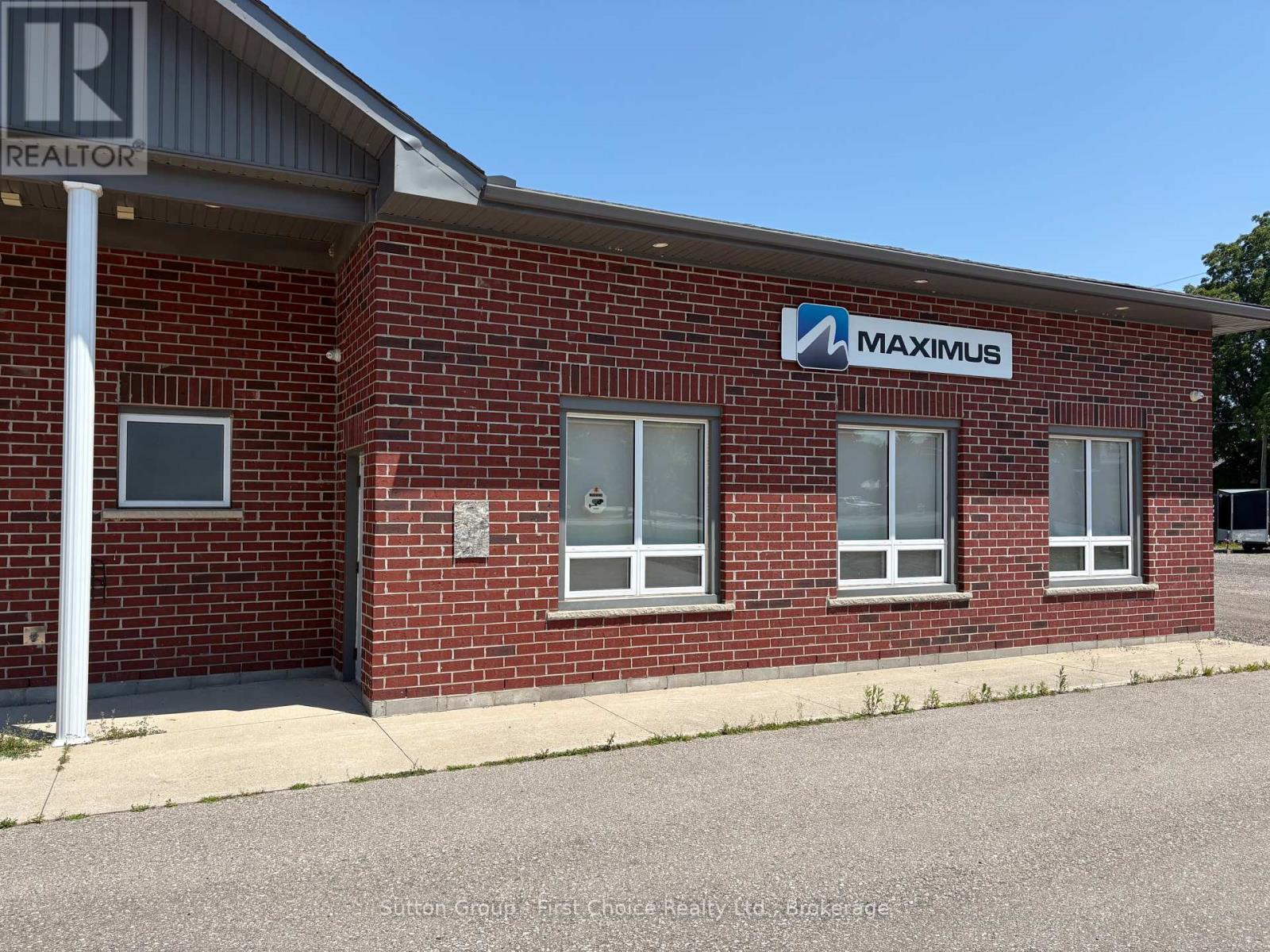 Unit 2 - 130 Huron Road, Perth South, Ontario  N0K 1X0 - Photo 3 - X13630052