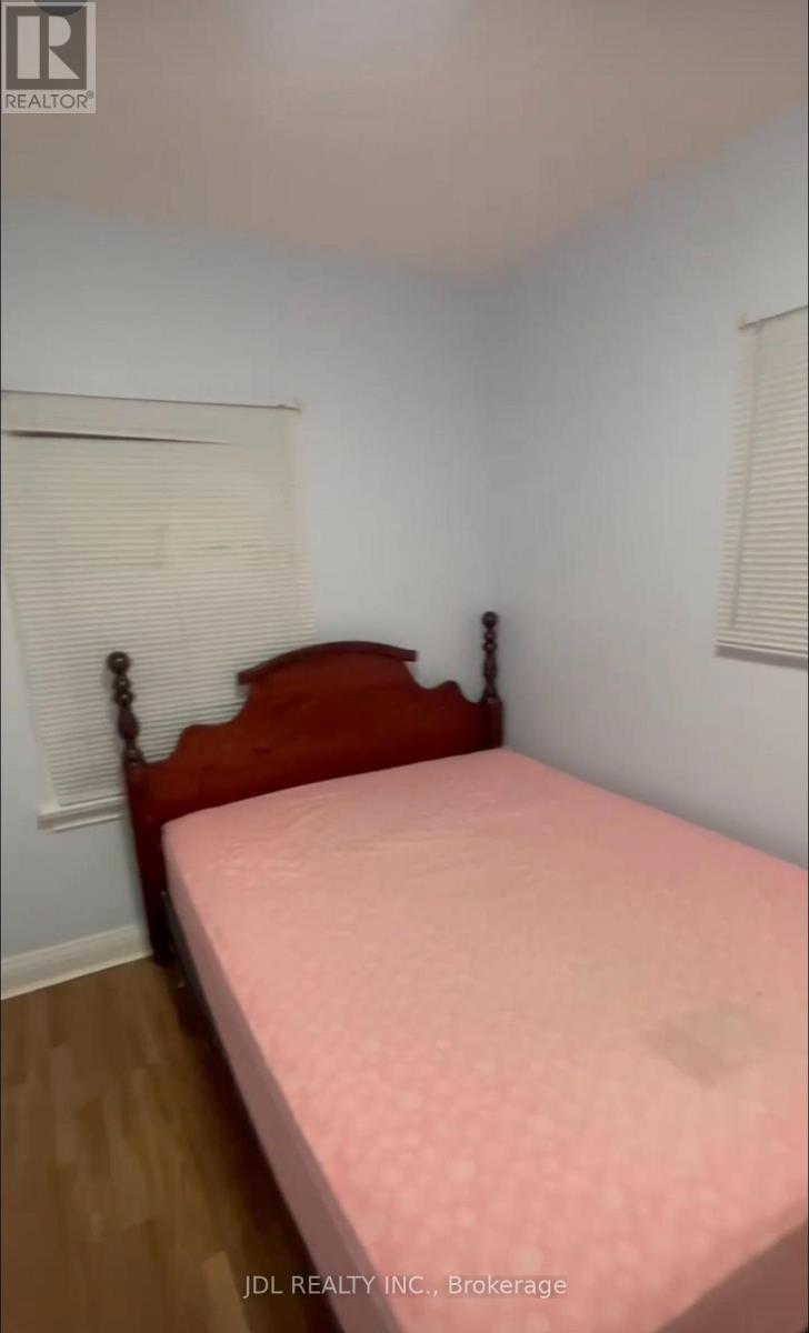 Unit A Bsmt - 10 Apache Trail, Toronto, Ontario  M2H 2H7 - Photo 2 - C13630054