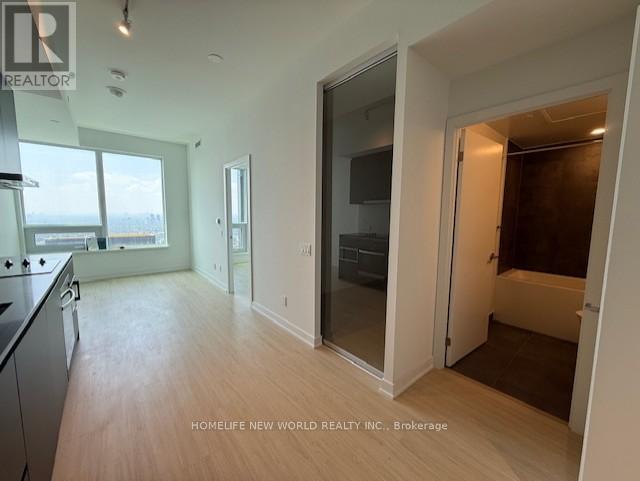 5802 - 8 Wellesley Street, Toronto, Ontario  M4Y 0J5 - Photo 2 - C13630058