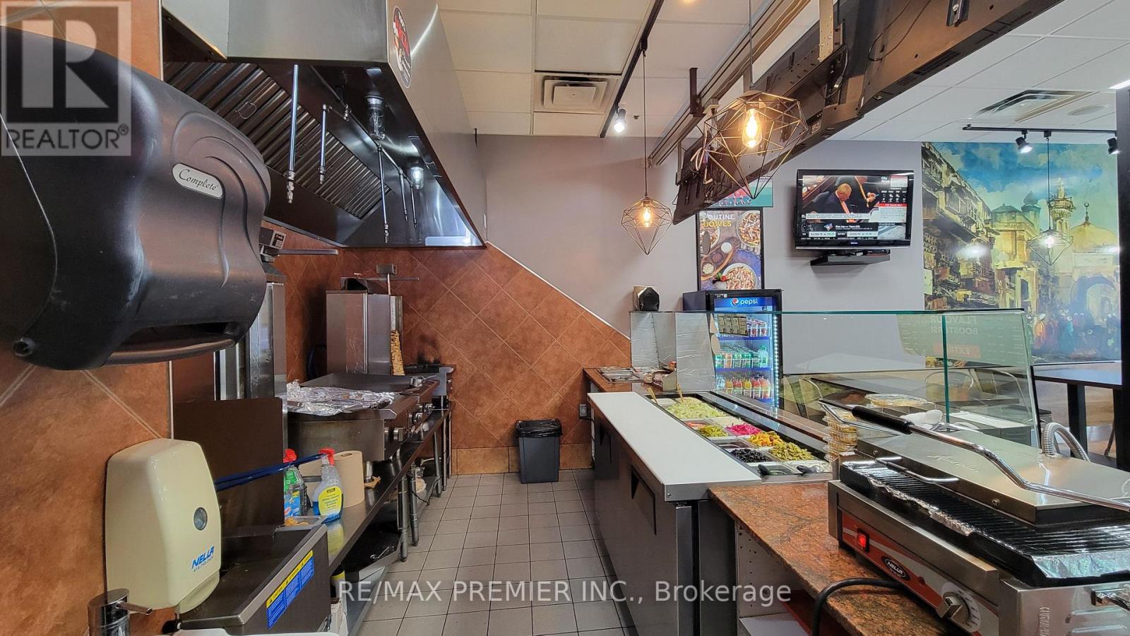 407a Bloor Street E, Toronto, Ontario  M4W 3T2 - Photo 12 - C13630072