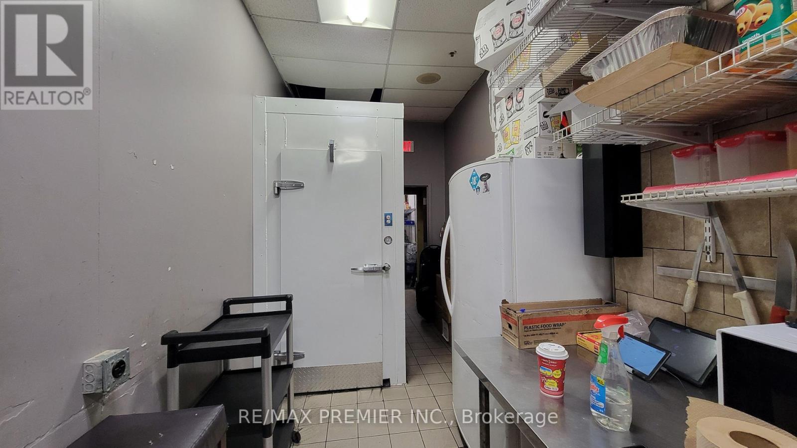 407a Bloor Street E, Toronto, Ontario  M4W 3T2 - Photo 14 - C13630072
