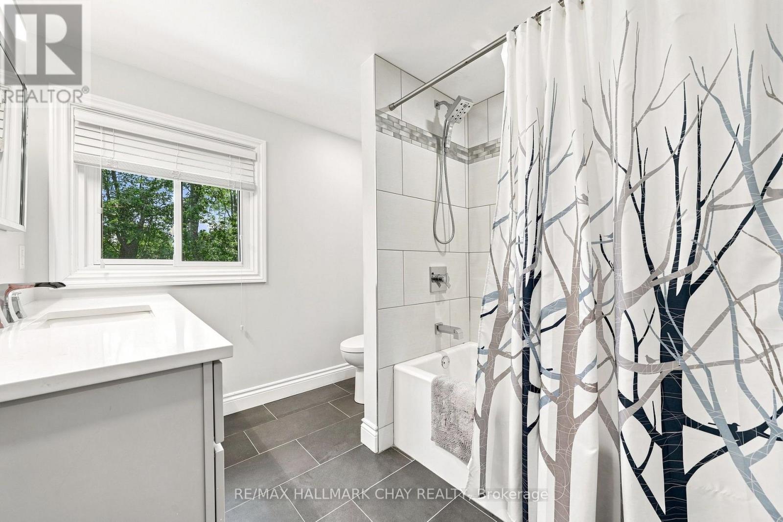 3 John Street, Adjala-Tosorontio, Ontario  L0G 1L0 - Photo 31 - N13630048