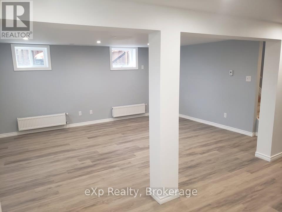 16 Orchard View Drive, Quinte West, Ontario  K8V 5M8 - Photo 3 - X13630086