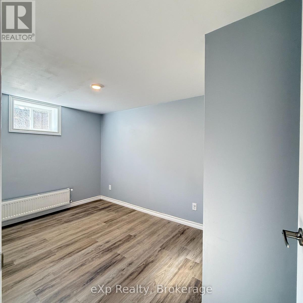 16 Orchard View Drive, Quinte West, Ontario  K8V 5M8 - Photo 9 - X13630086