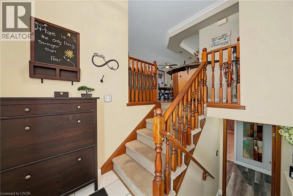 4917 Homestead Drive, Beamsville, Ontario  L0R 1B5 - Photo 3 - 40849810