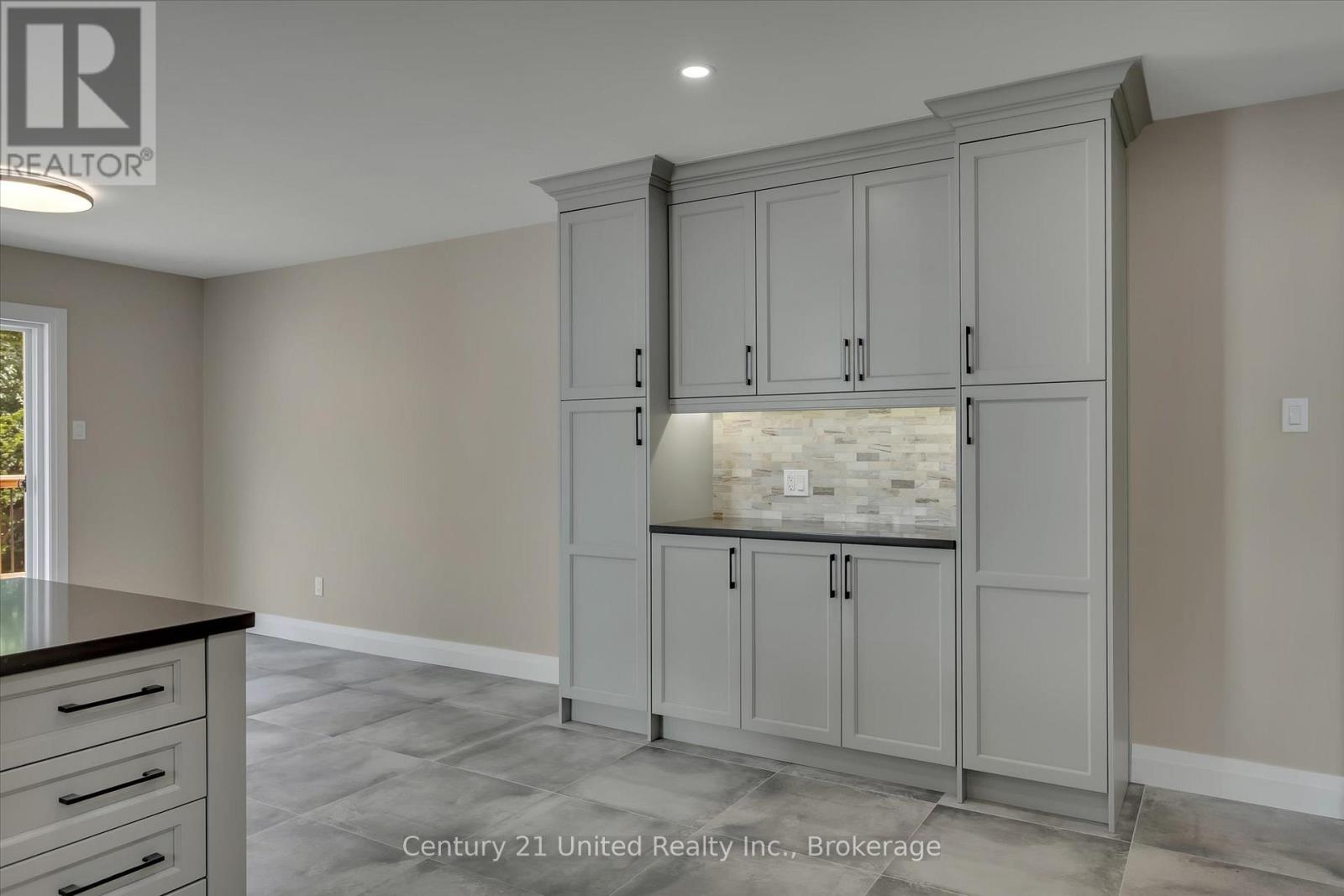 2225 Lorraine Drive, Peterborough, Ontario  K9L 1Y6 - Photo 17 - X13175134
