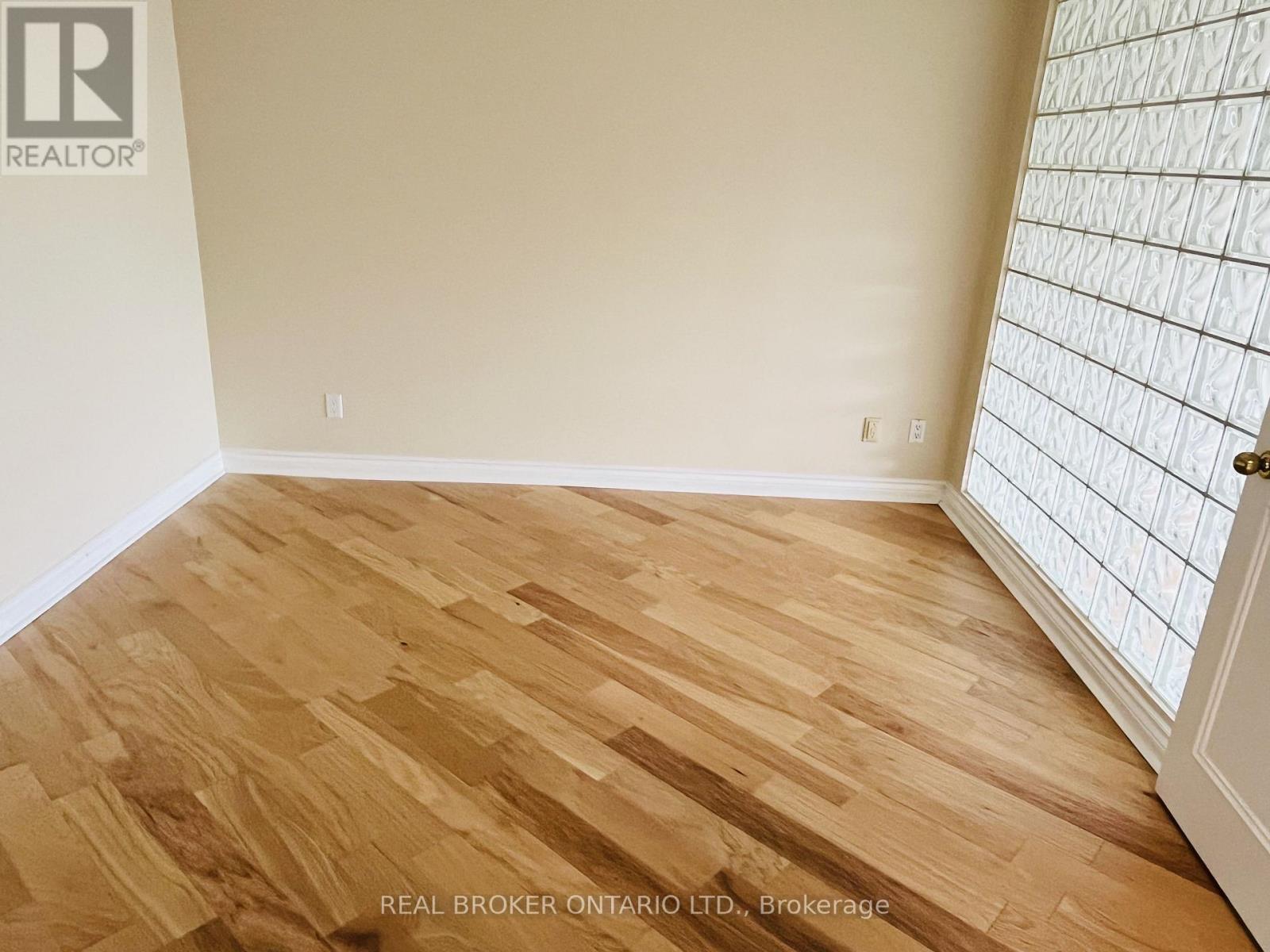 304 - 1 Palace Pier Court, Toronto, Ontario  M8V 3W9 - Photo 12 - W13504310