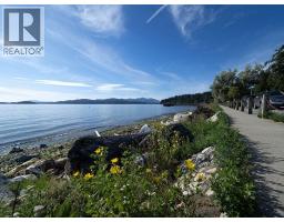 105 5160 DAVIS BAY ROAD, Sechelt, British Columbia