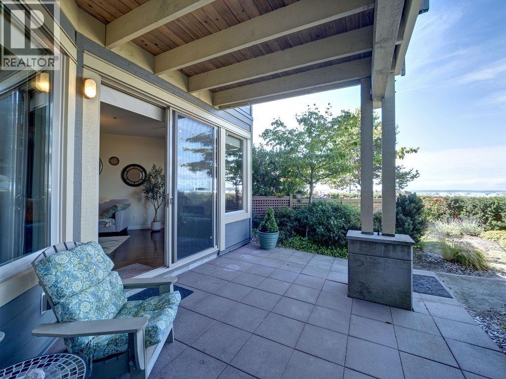 105 5160 Davis Bay Road, Sechelt, British Columbia  V7Z 0H3 - Photo 30 - R3151752
