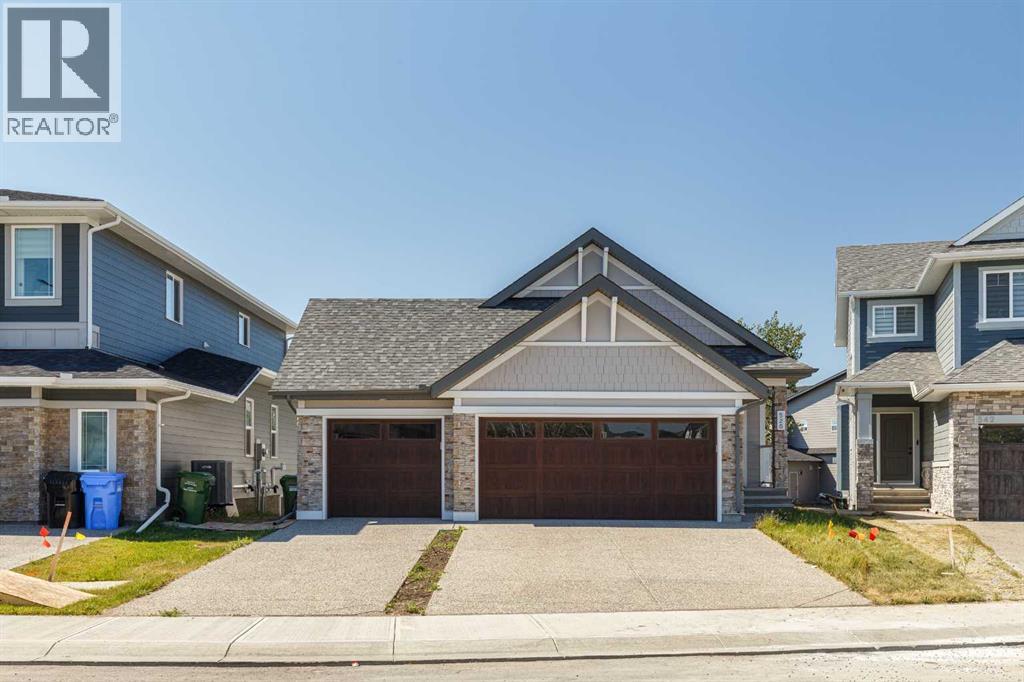528 Legacy Woods Circle SE, Calgary, Alberta
