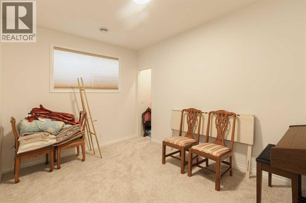 528 Legacy Woods Circle SE, Calgary, Alberta  t2x 5a8 - Photo 25 - A2333413