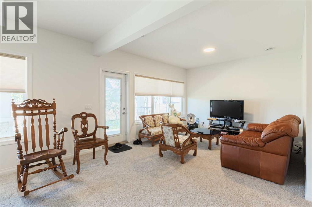 528 Legacy Woods Circle SE, Calgary, Alberta  t2x 5a8 - Photo 29 - A2333413
