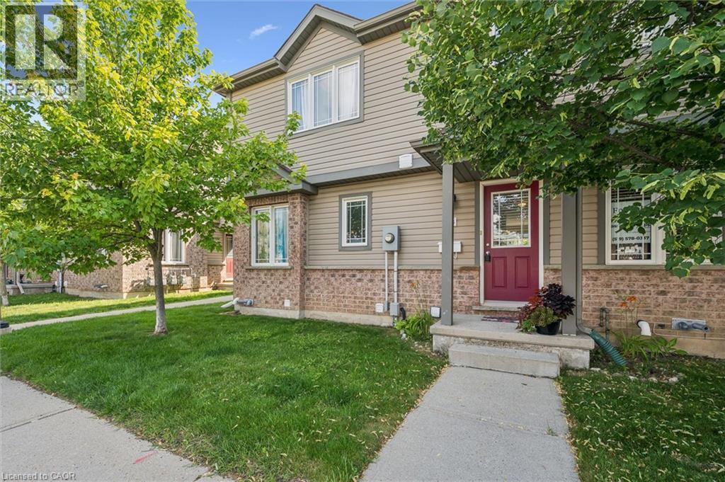 535 WINDFLOWER Crescent Unit# 54, Kitchener, Ontario