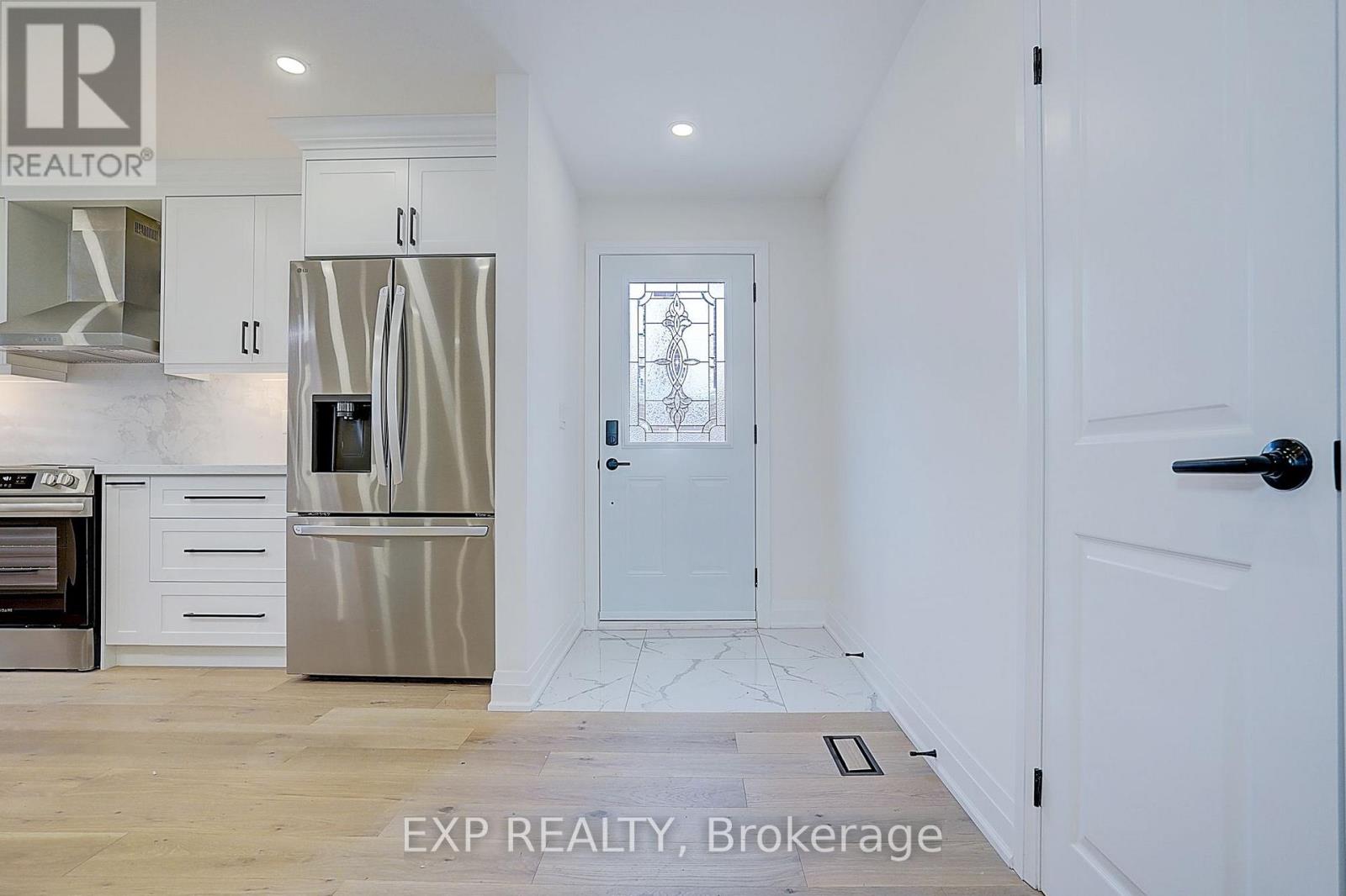 Main - 36 Vauxhall Drive, Toronto, Ontario  M1P 1P7 - Photo 3 - E13630098