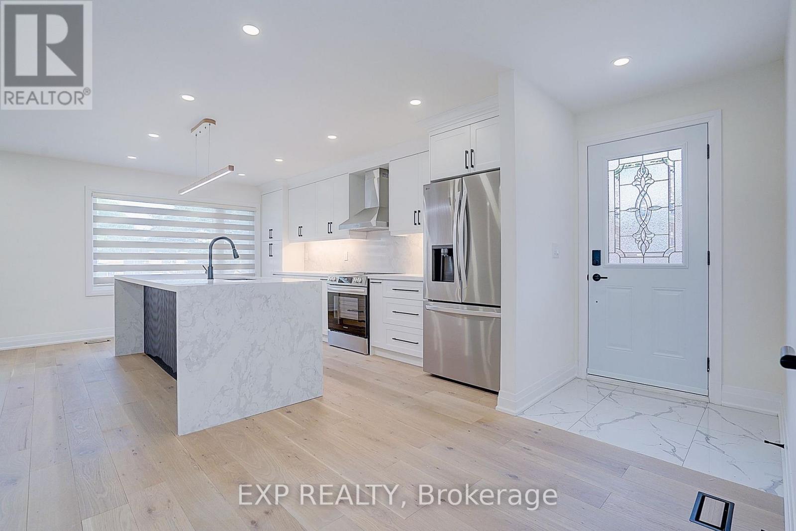 Main - 36 Vauxhall Drive, Toronto, Ontario  M1P 1P7 - Photo 4 - E13630098