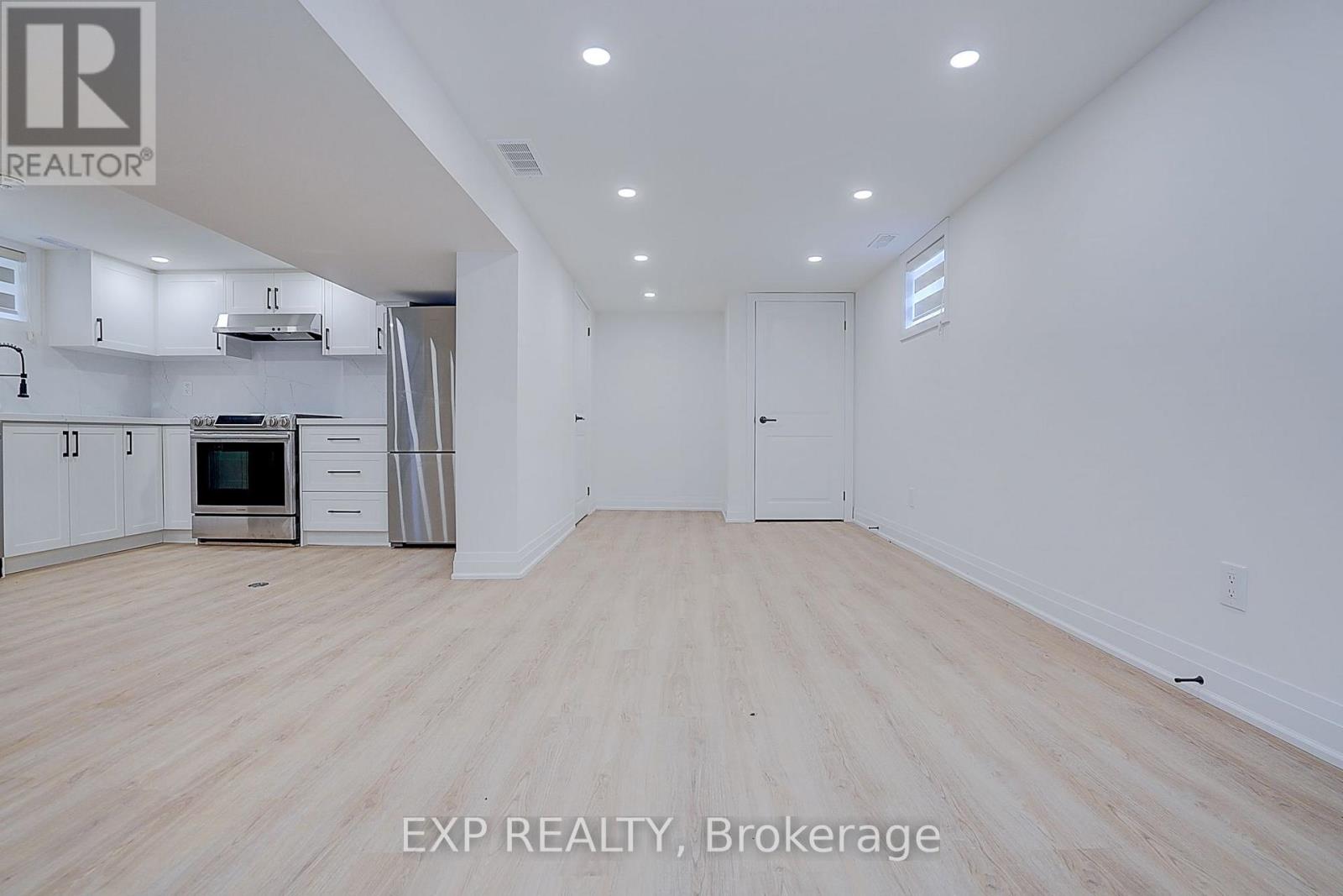 Bsmt - 36 Vauxhall Drive, Toronto, Ontario  M1P 1P7 - Photo 10 - E13630104