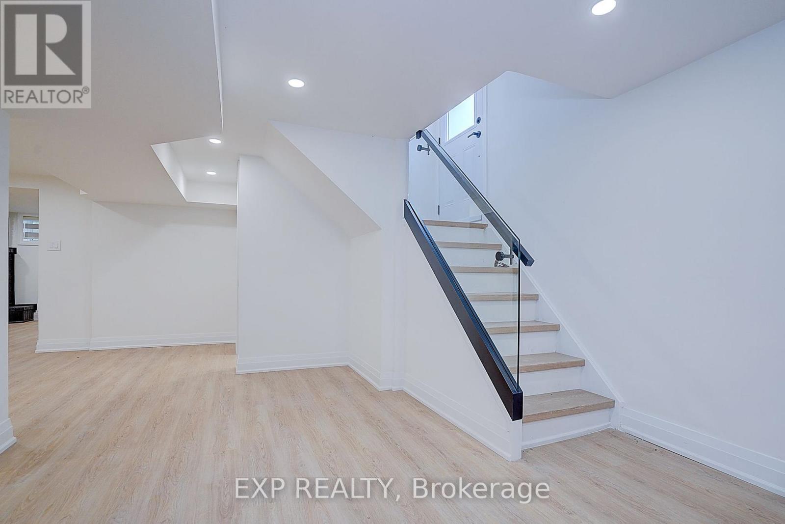 Bsmt - 36 Vauxhall Drive, Toronto, Ontario  M1P 1P7 - Photo 4 - E13630104