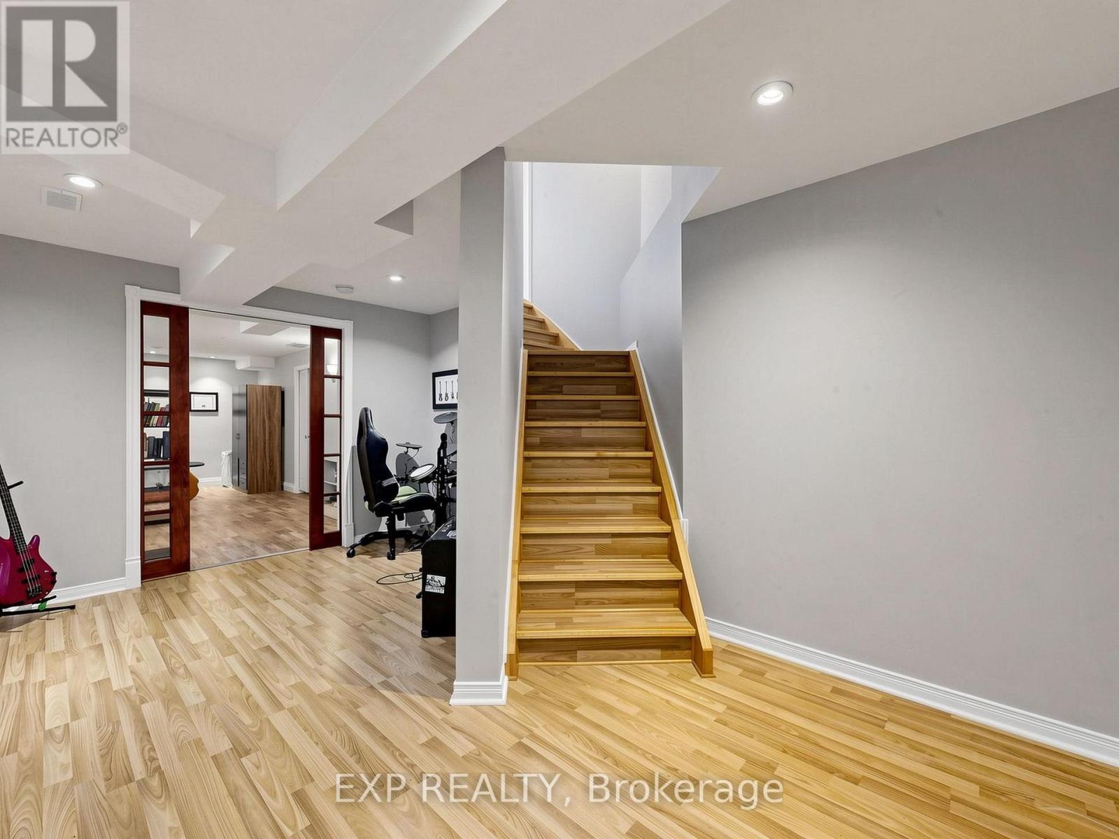 6 Booth Lane, Barrie, Ontario  L4N 0S4 - Photo 25 - S13630100