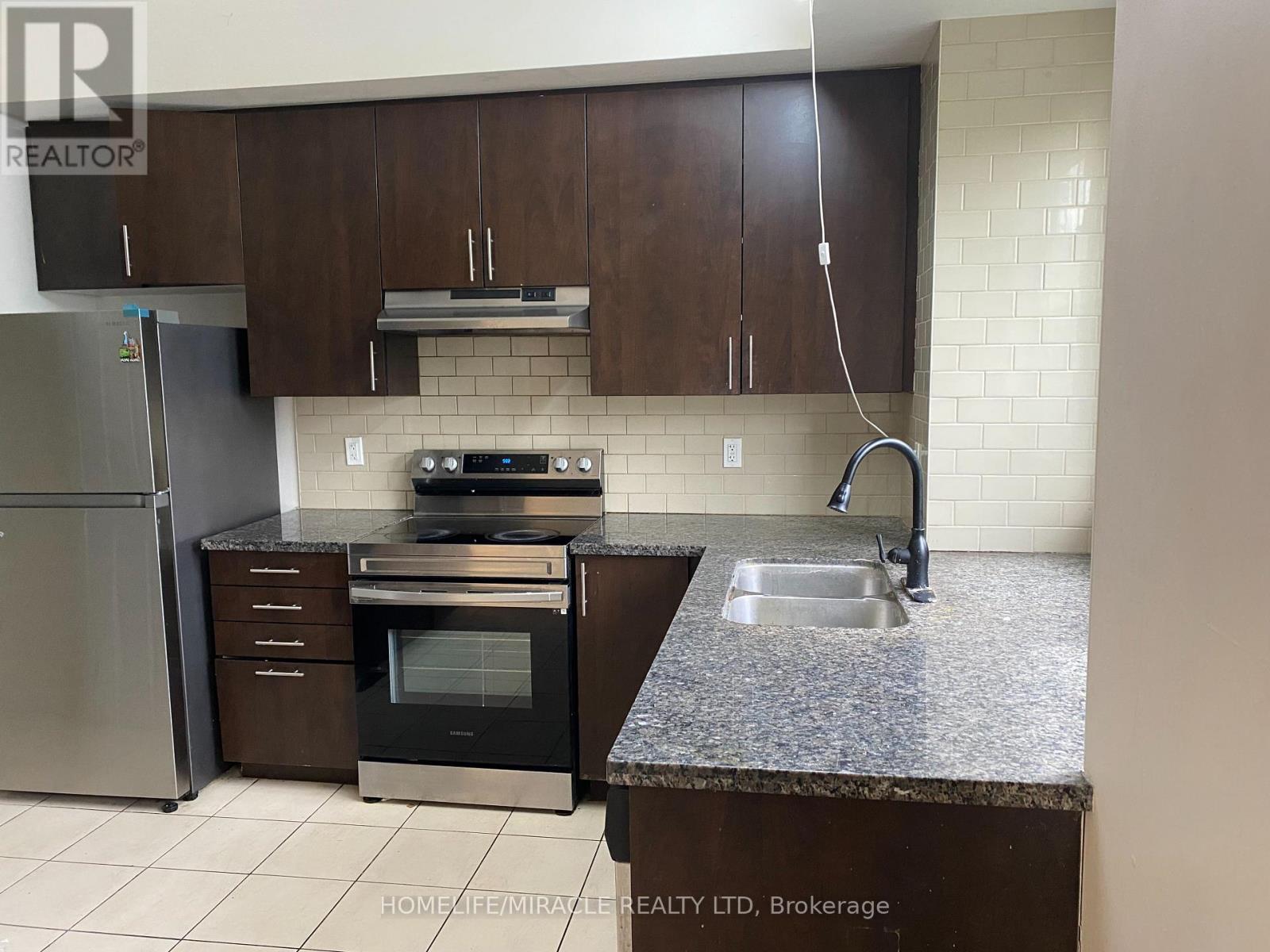 3765a St. Clair Avenue E, Toronto, Ontario  M1M 1V1 - Photo 13 - E13242418