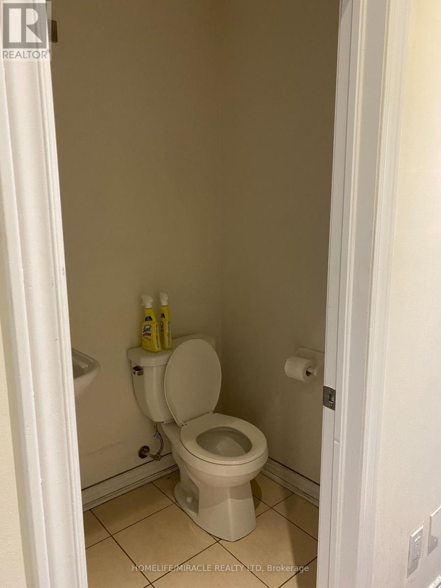 3765a St. Clair Avenue E, Toronto, Ontario  M1M 1V1 - Photo 17 - E13242418