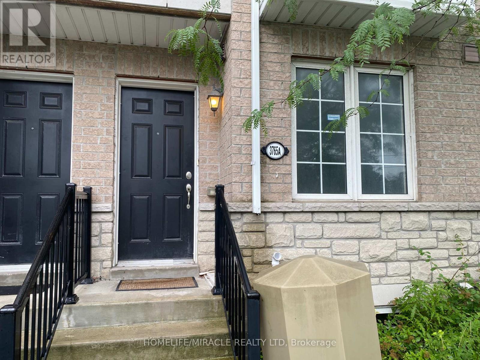 3765A ST. CLAIR AVENUE E, Toronto, Ontario
