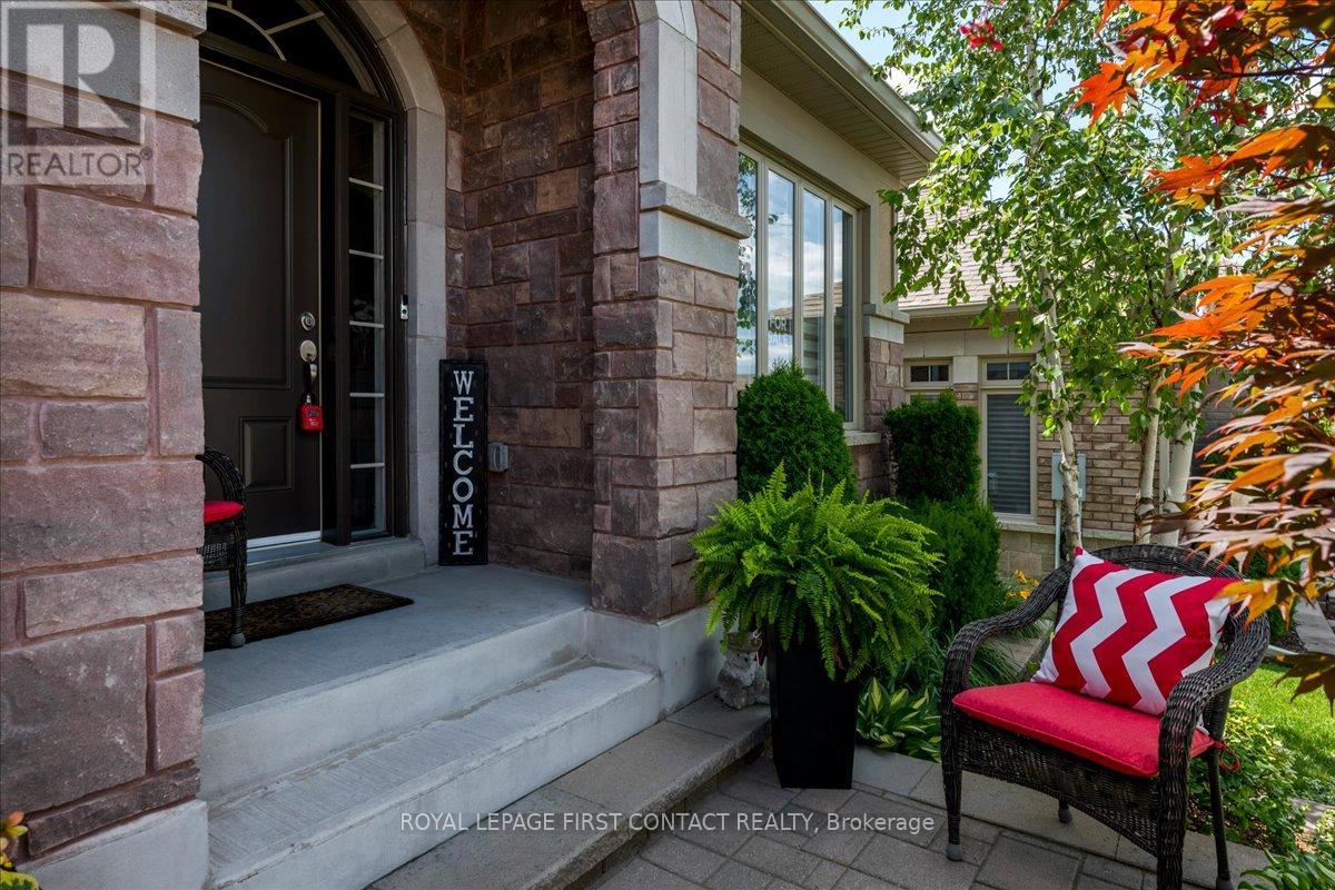 222 RIDGE WAY, New Tecumseth, Ontario