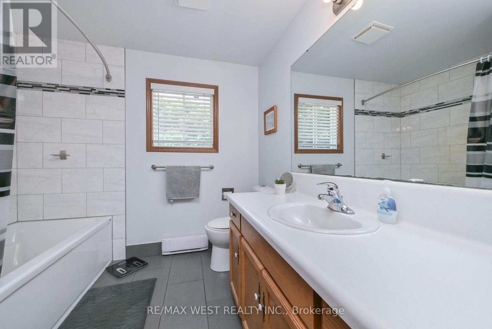 5775 Boston Mills Road, Caledon, Ontario  L7C 0P1 - Photo 14 - W13629504