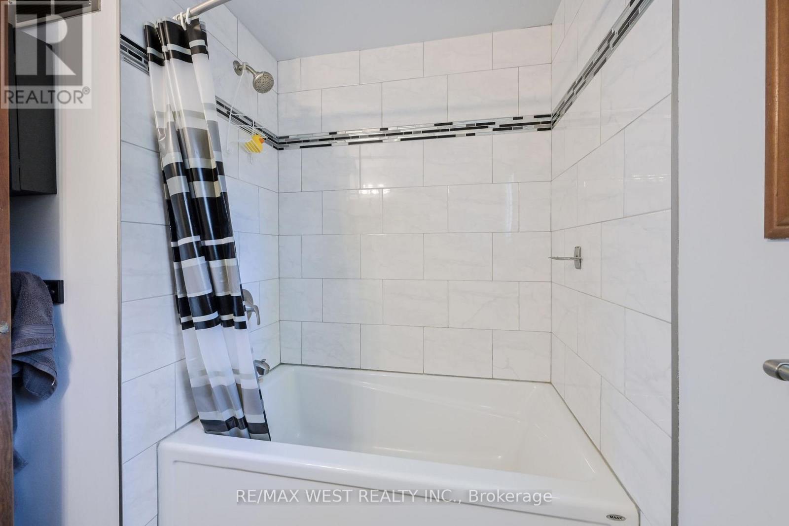 5775 Boston Mills Road, Caledon, Ontario  L7C 0P1 - Photo 15 - W13629504