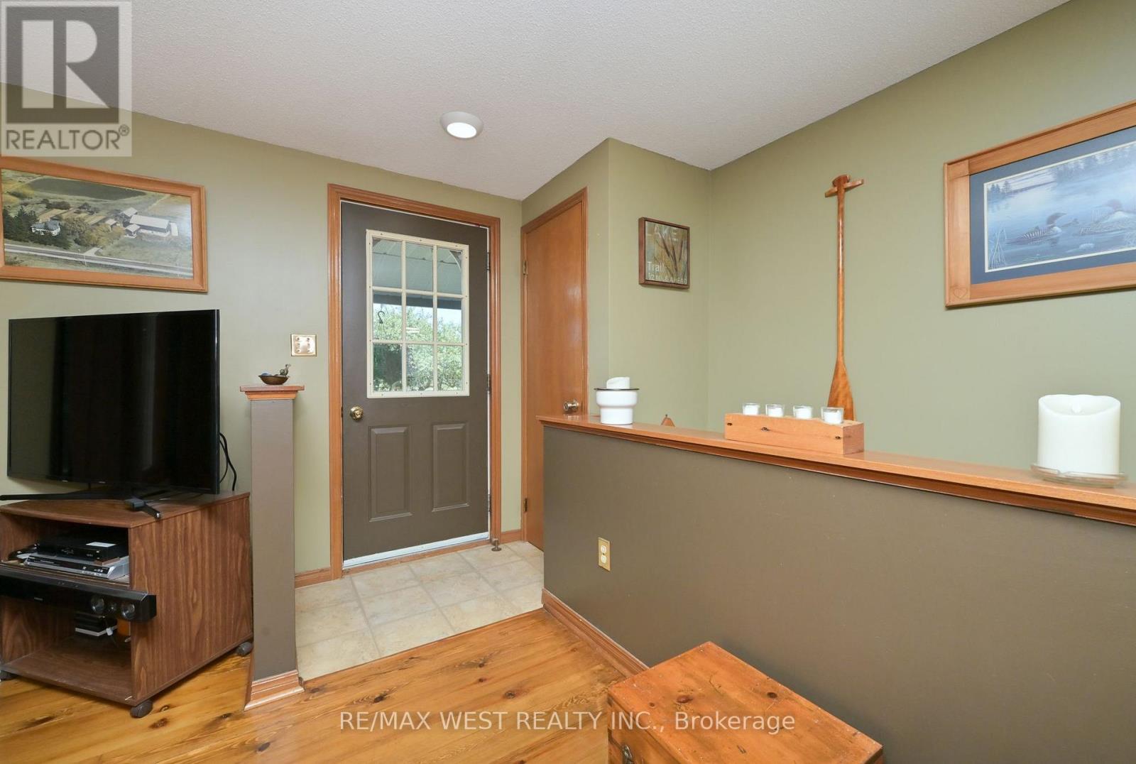 5775 Boston Mills Road, Caledon, Ontario  L7C 0P1 - Photo 3 - W13629504