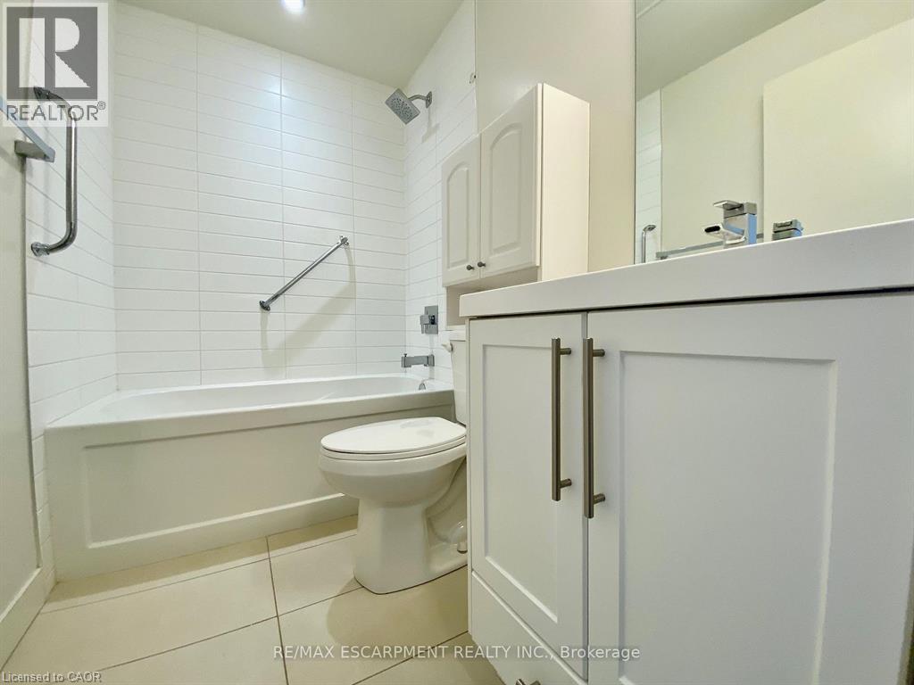 2093 Fairview Street Unit# 1203, Burlington, Ontario  L7R 0E6 - Photo 13 - 40851613