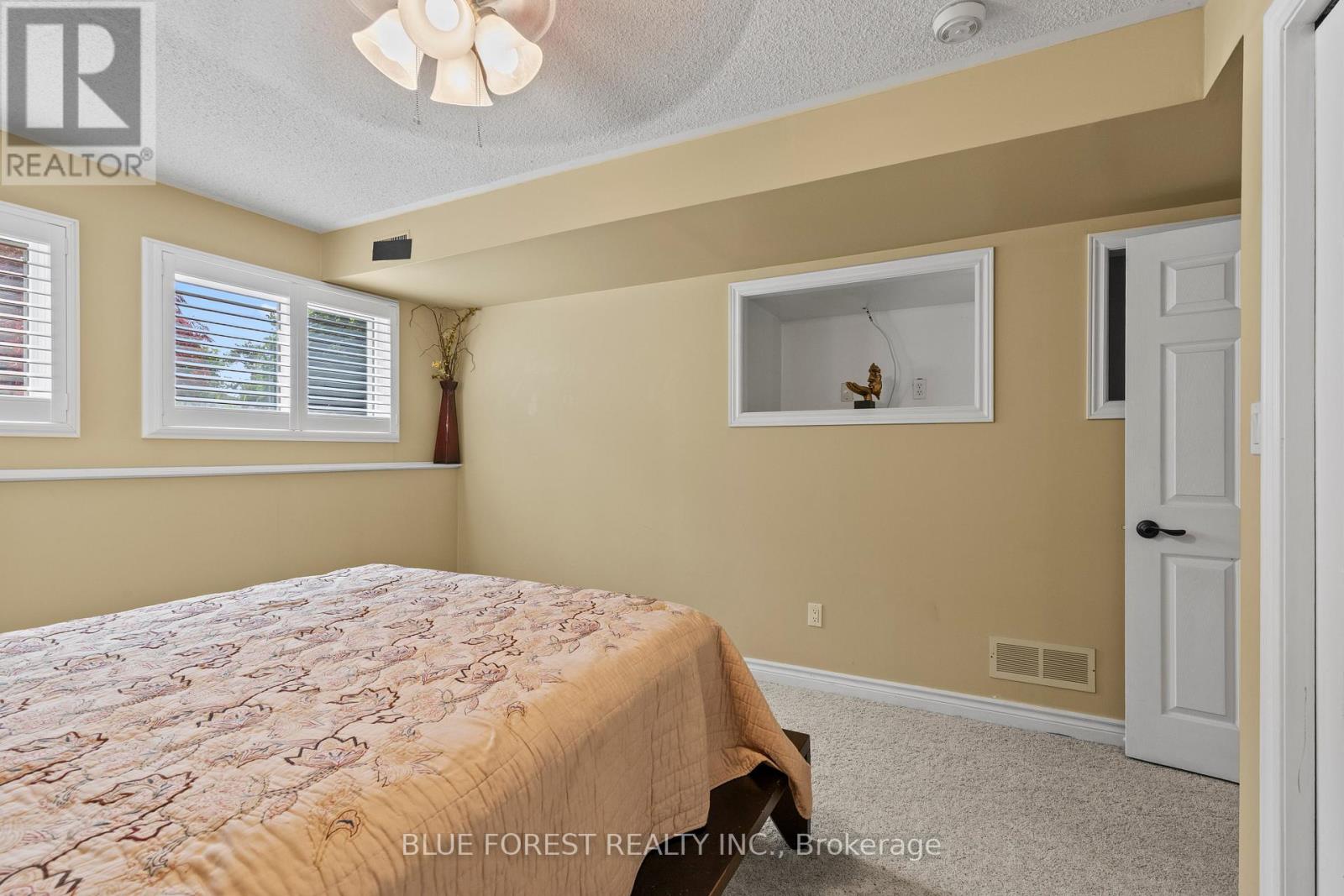 29 Village Gate Crescent, Thames Centre, Ontario  N0L 1G3 - Photo 30 - X13434432